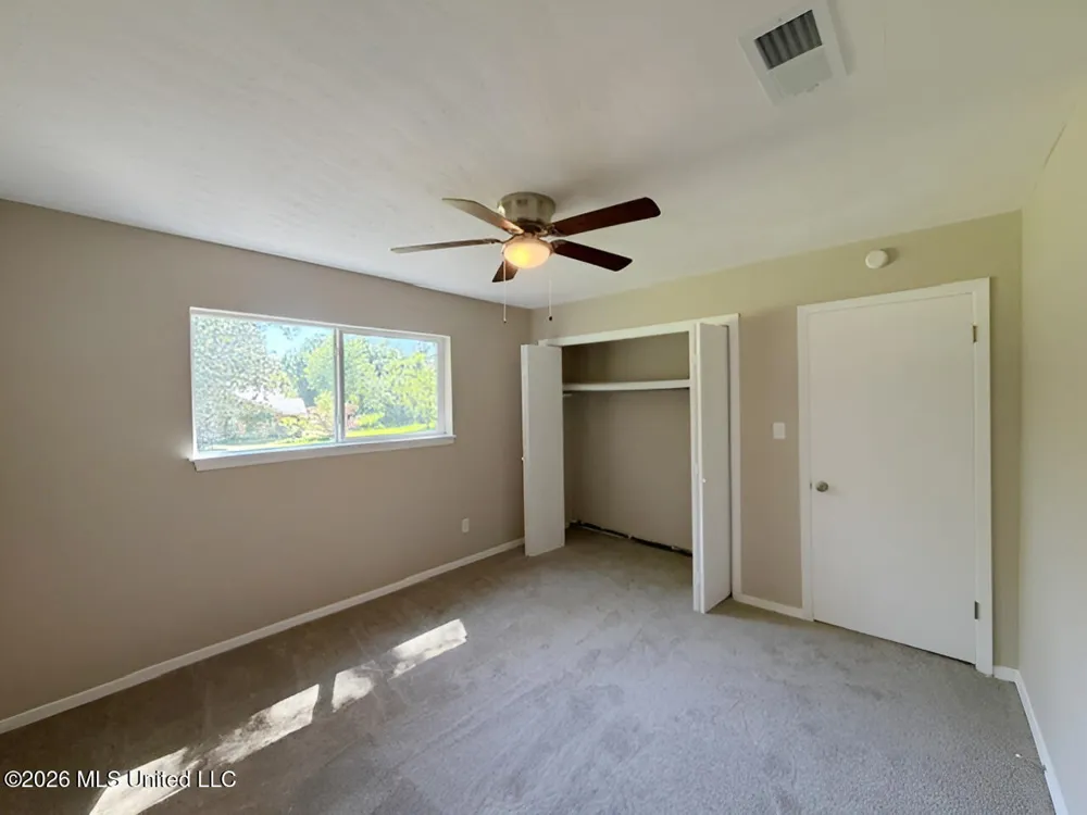 910 Newitt Vick Drive Vicksburg, MS 39183