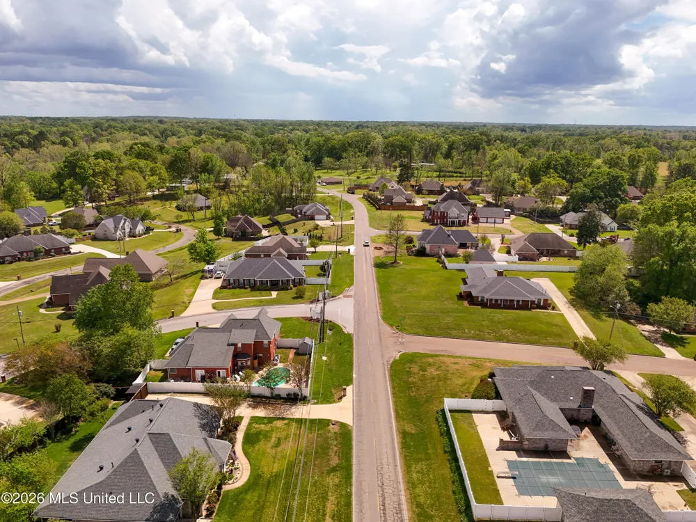 444 Ridgewood Vicksburg, MS 39180