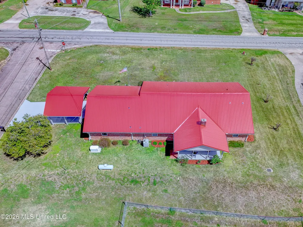 444 Ridgewood Vicksburg, MS 39180