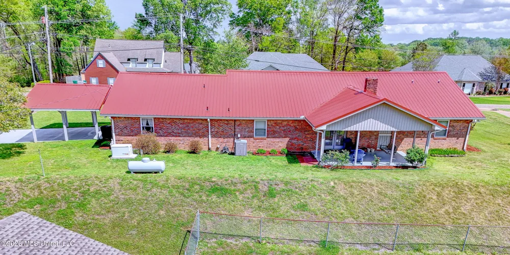 444 Ridgewood Vicksburg, MS 39180