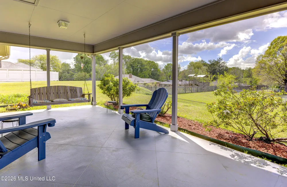 444 Ridgewood Vicksburg, MS 39180