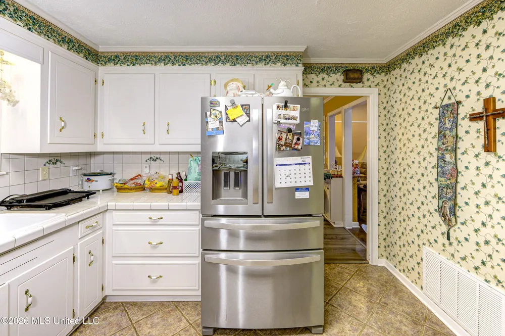 444 Ridgewood Vicksburg, MS 39180