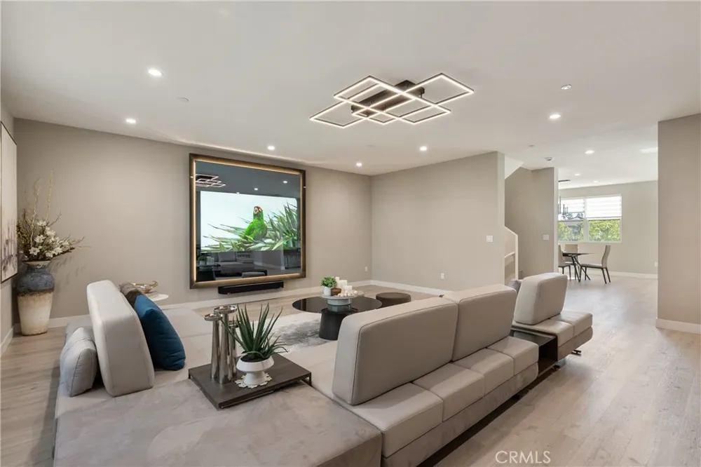 355 S Cypress Street La Habra, CA 90631