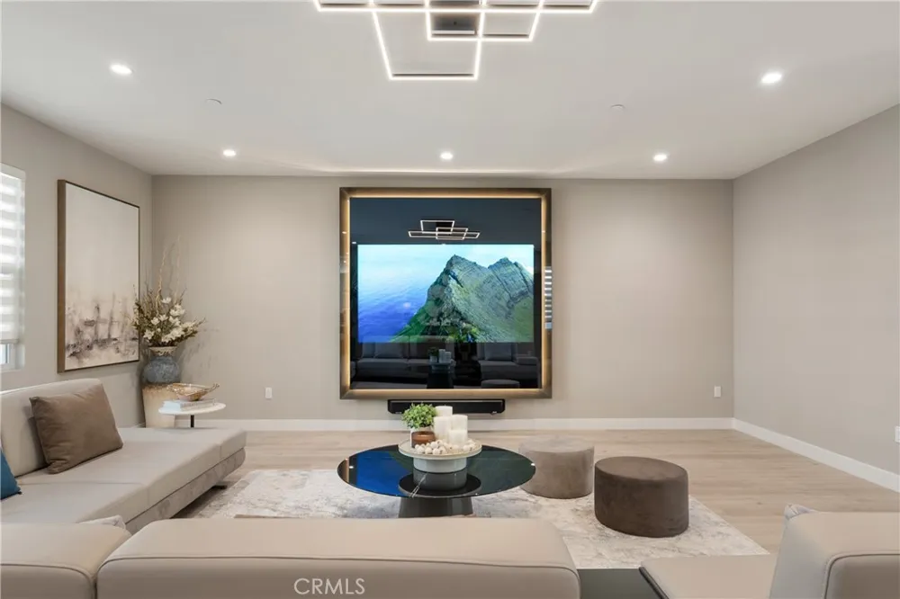 355 S Cypress Street La Habra, CA 90631