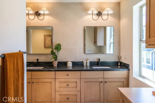 828 E Florista Lane Alhambra, CA 91801