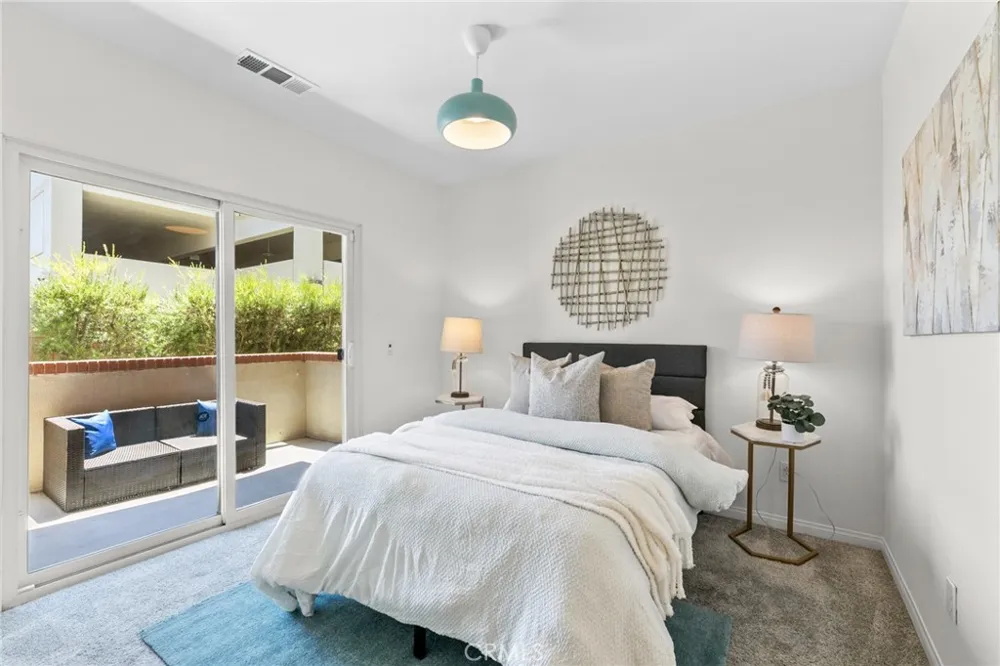 172 Bahia Covina, CA 91722