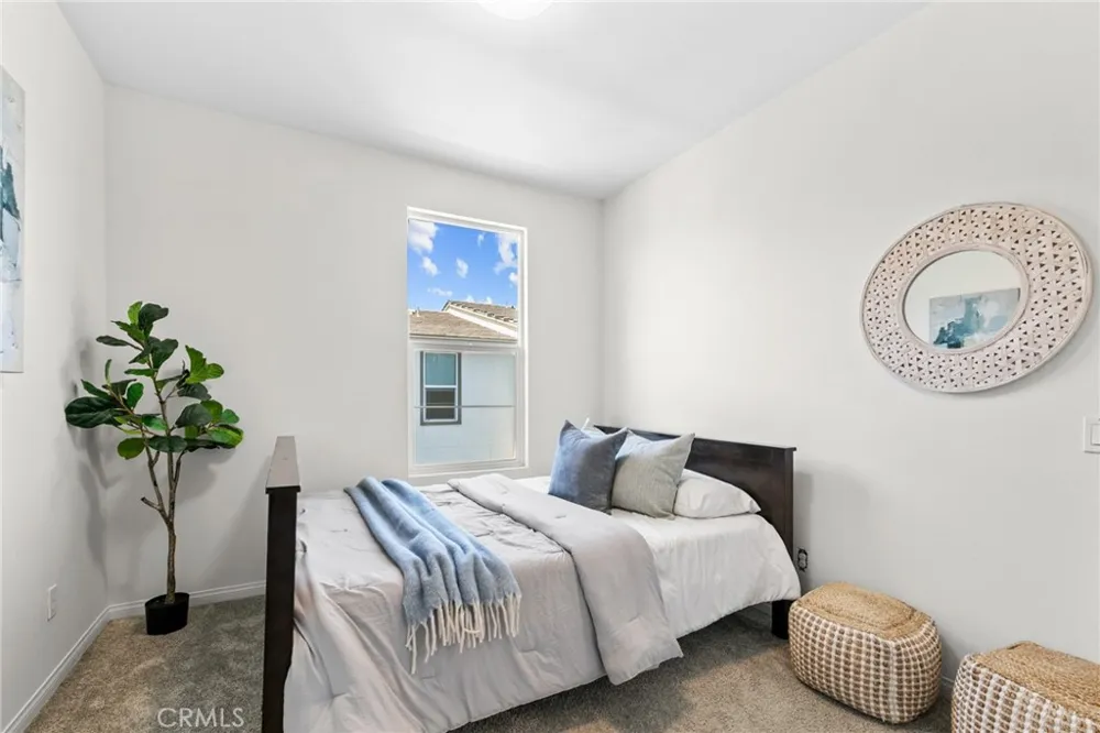 172 Bahia Covina, CA 91722
