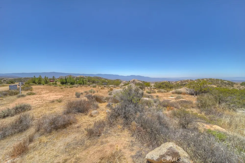 41173 Rocky Valley Way Aguanga, CA 92536
