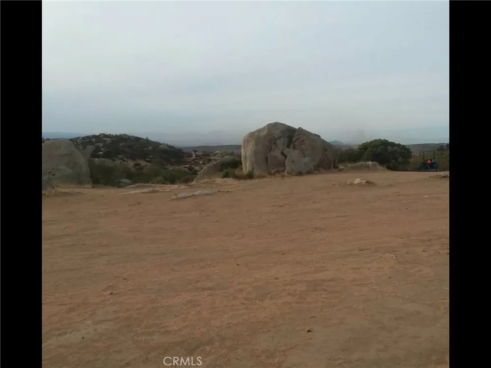 41173 Rocky Valley Way Aguanga, CA 92536