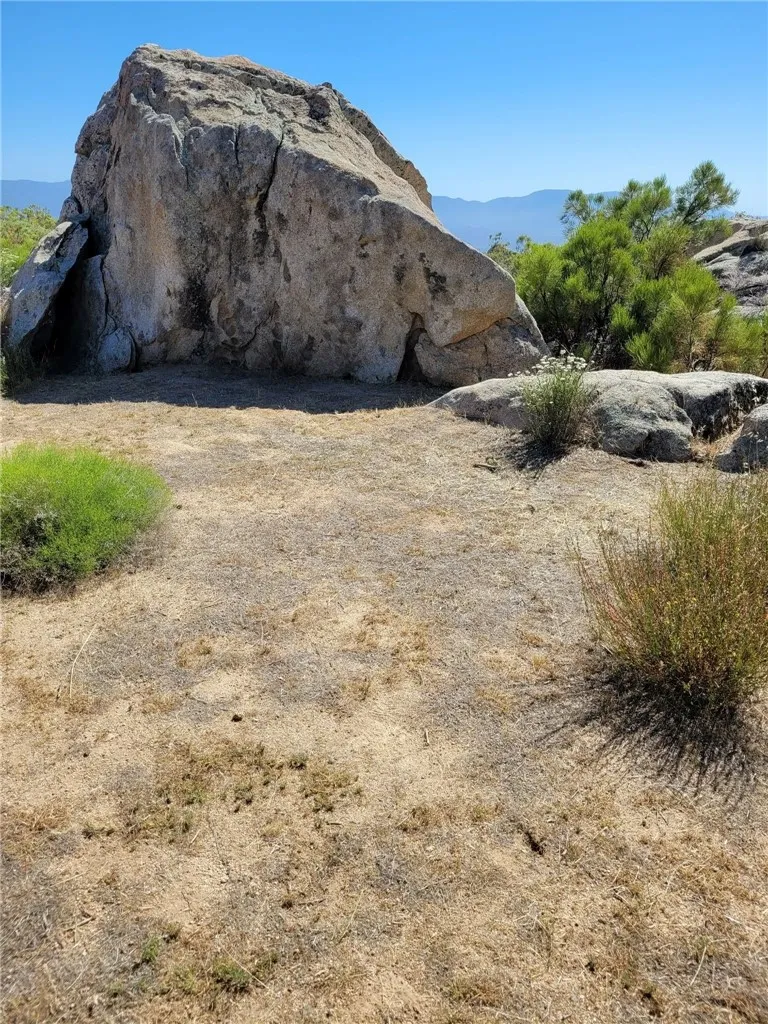 41173 Rocky Valley Way Aguanga, CA 92536