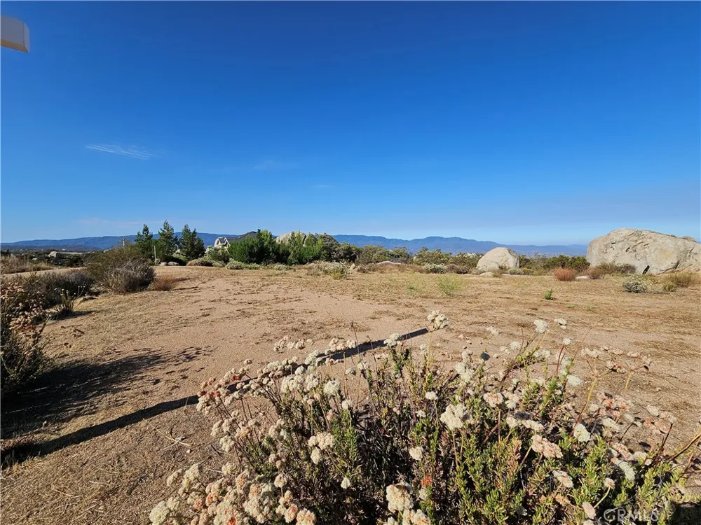 41173 Rocky Valley Way Aguanga, CA 92536