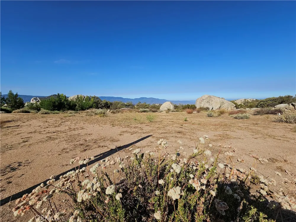 41173 Rocky Valley Way Aguanga, CA 92536