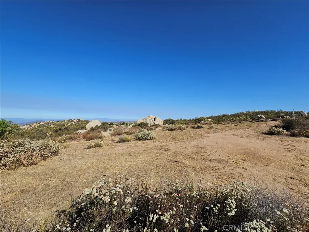 41173 Rocky Valley Way Aguanga, CA 92536