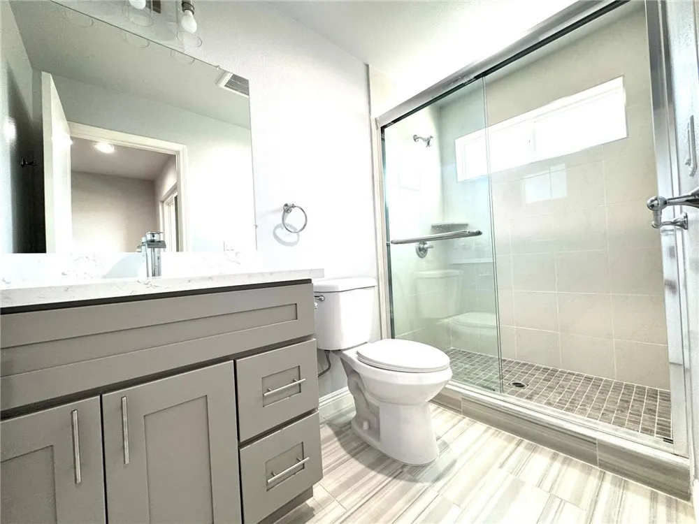 15616 Amar Road #J La Puente, CA 91744