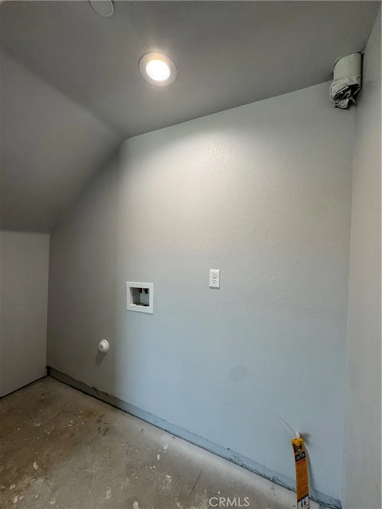 15616 Amar Road #L La Puente, CA 91744