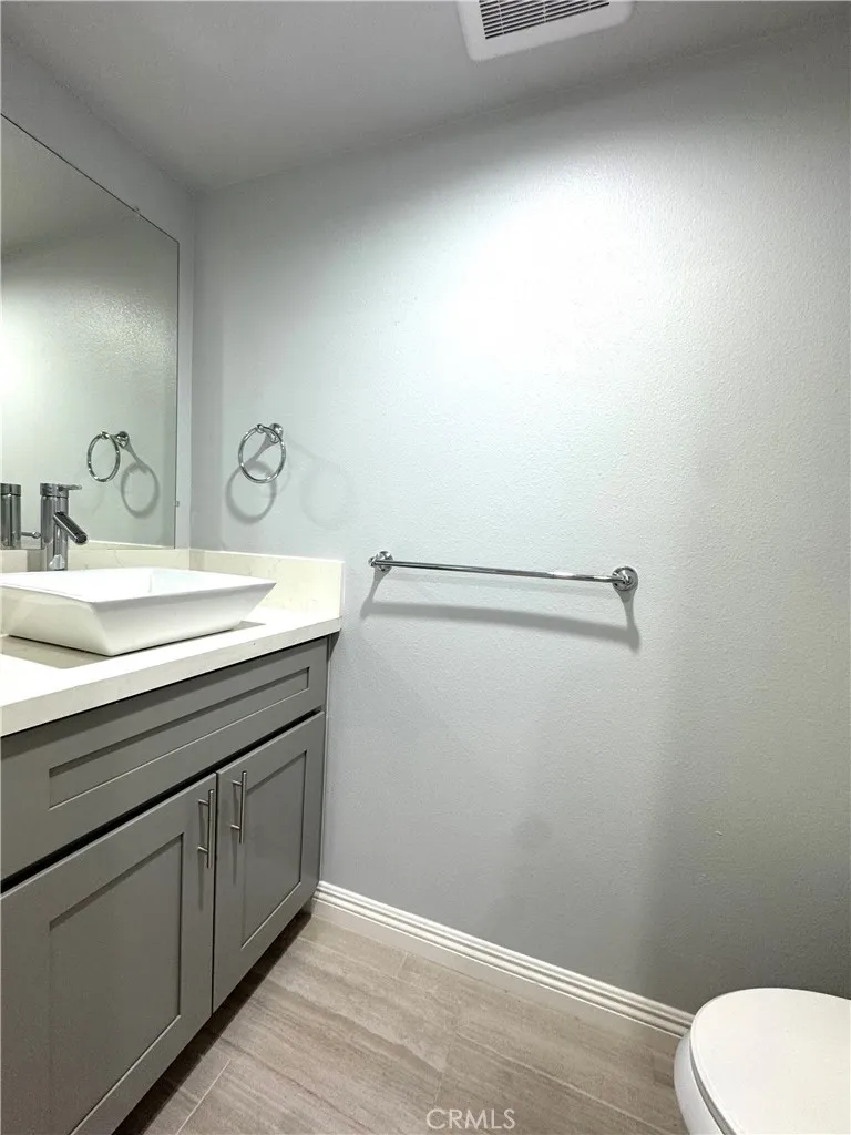 15616 Amar Road #L La Puente, CA 91744