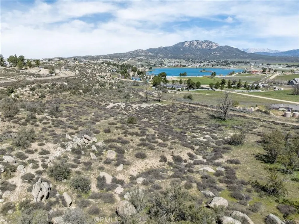 390 Lakeshore Boulevard Aguanga, CA 92536