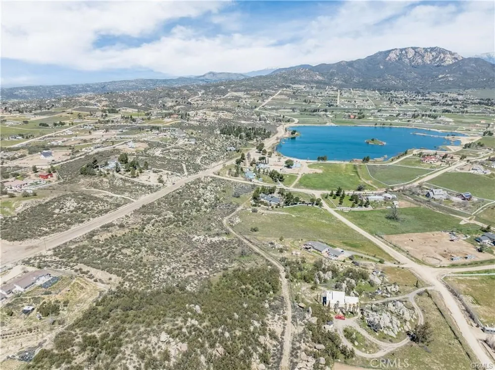 390 Lakeshore Boulevard Aguanga, CA 92536