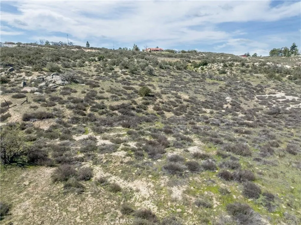 390 Lakeshore Boulevard Aguanga, CA 92536
