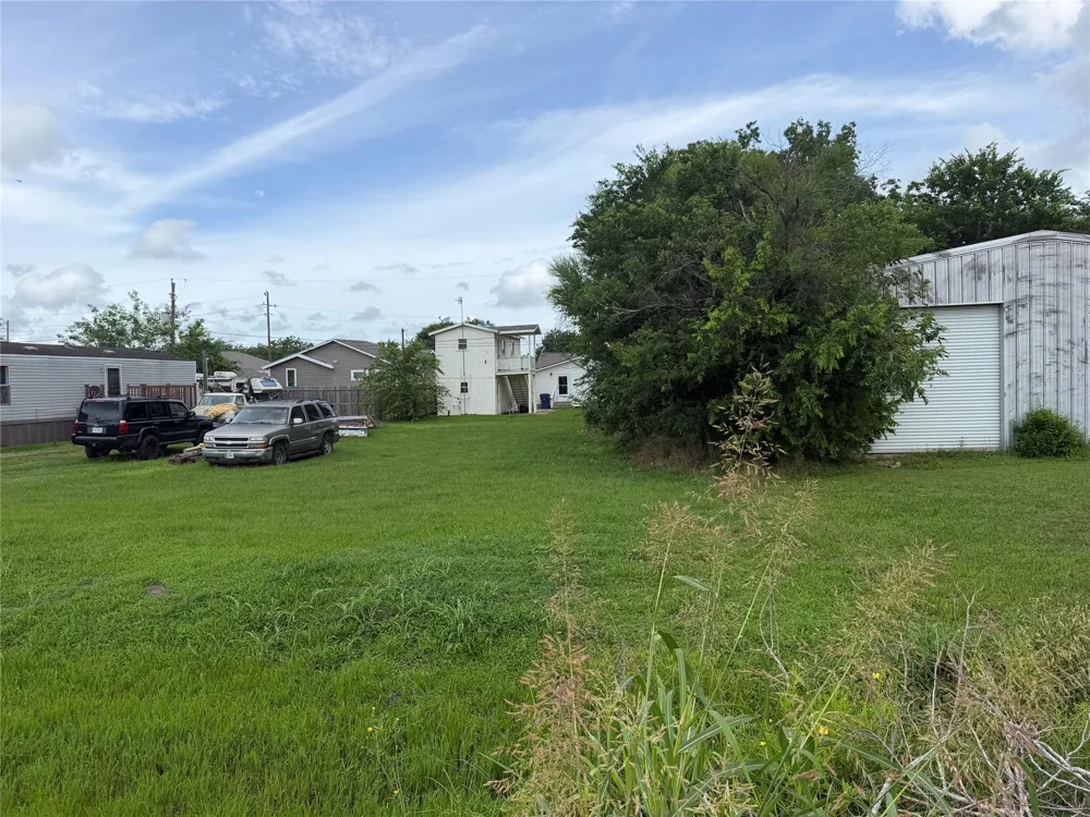 16 Gin Road Kendleton, TX 77451