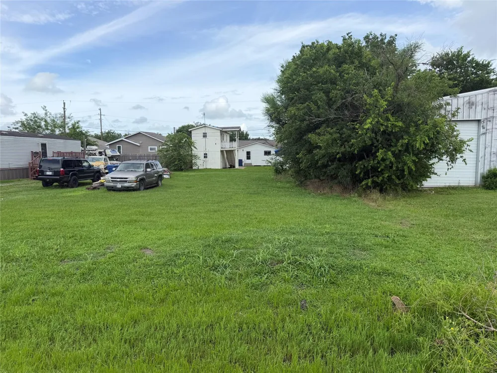 16 Gin Road Kendleton, TX 77451