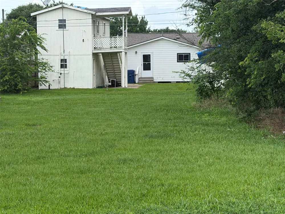16 Gin Road Kendleton, TX 77451