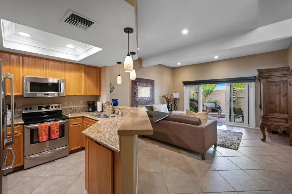 73421 Foxtail Lane Palm Desert, CA 92260
