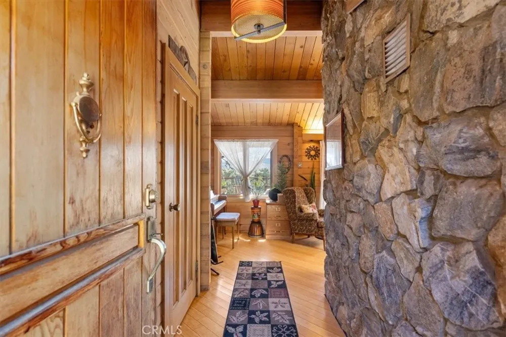 24087 Clover Spring Tehachapi, CA 93561