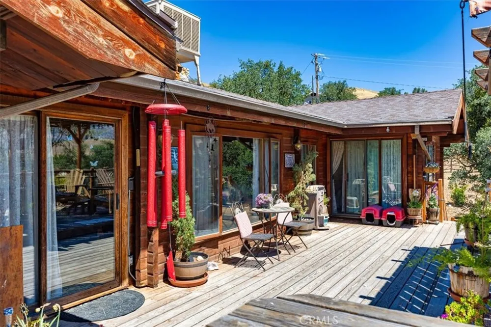 24087 Clover Spring Tehachapi, CA 93561
