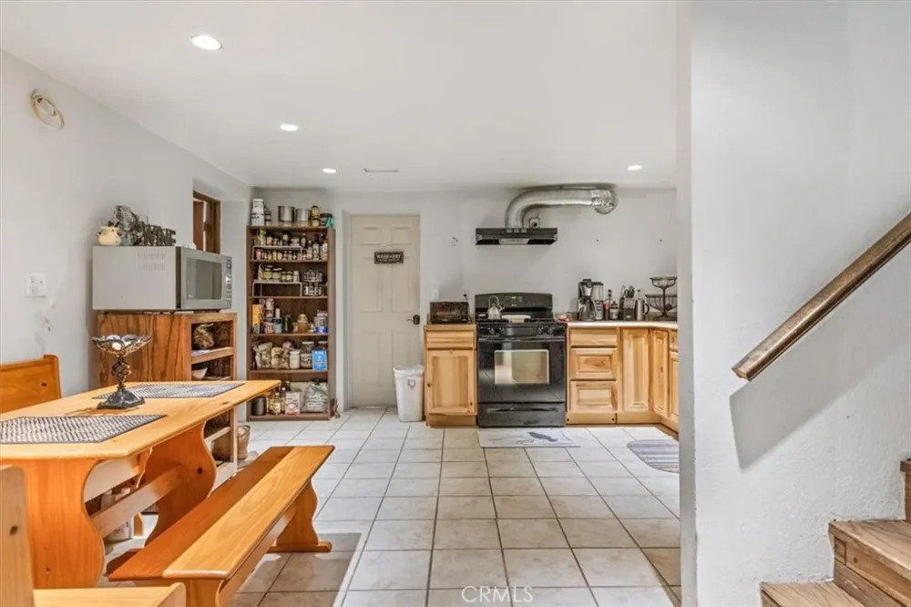 24087 Clover Spring Tehachapi, CA 93561