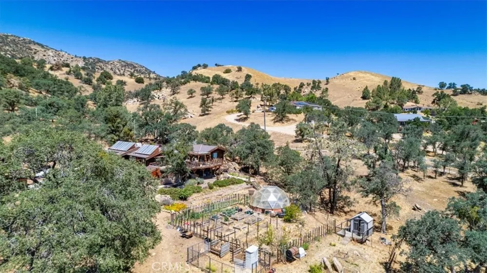24087 Clover Spring Tehachapi, CA 93561