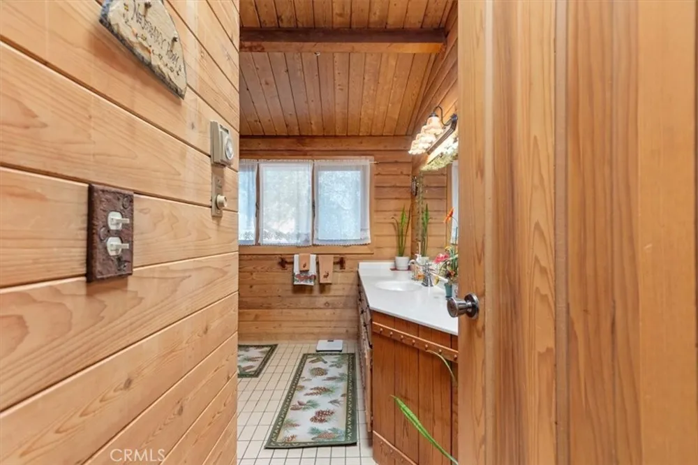 24087 Clover Spring Tehachapi, CA 93561