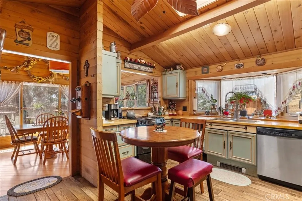 24087 Clover Spring Tehachapi, CA 93561