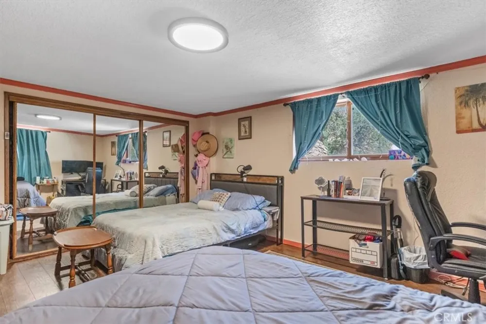 24087 Clover Spring Tehachapi, CA 93561