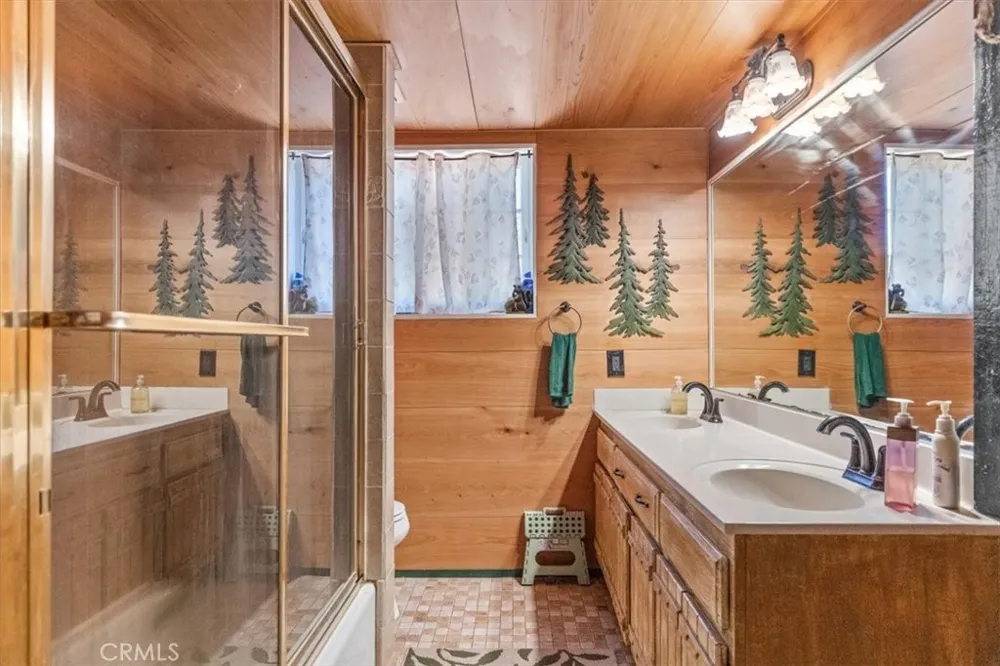 24087 Clover Spring Tehachapi, CA 93561
