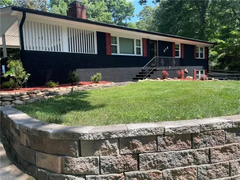 514 Crestview Drive