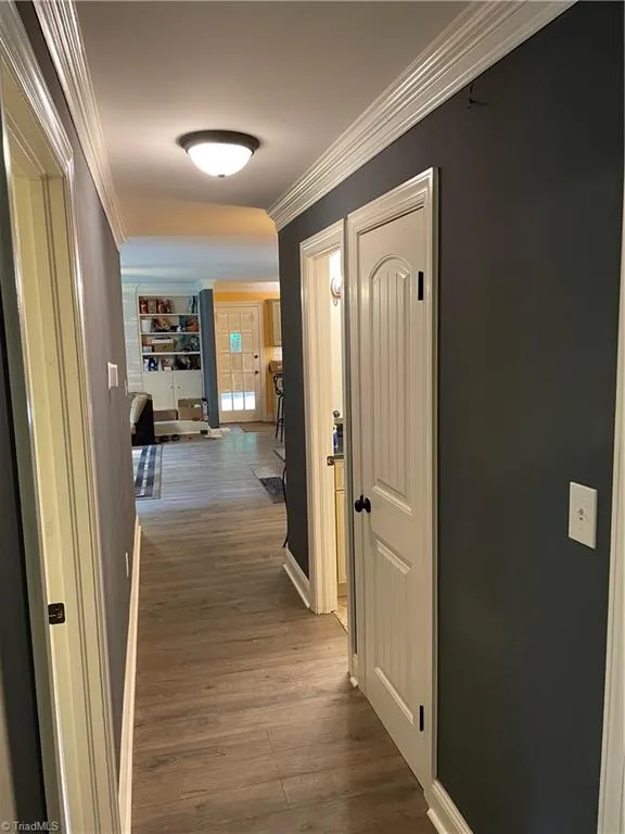 514 Crestview Drive Albemarle, NC 28001