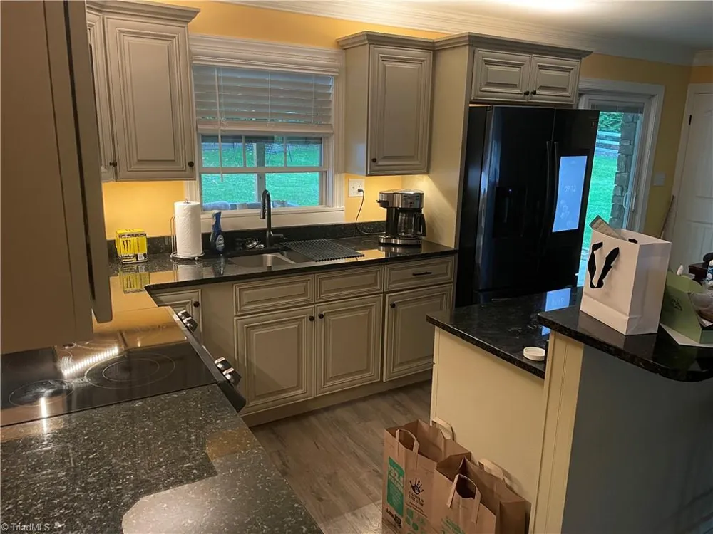 514 Crestview Drive Albemarle, NC 28001