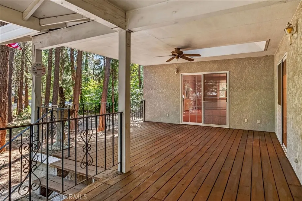 6463 Hollywood Magalia, CA 95954