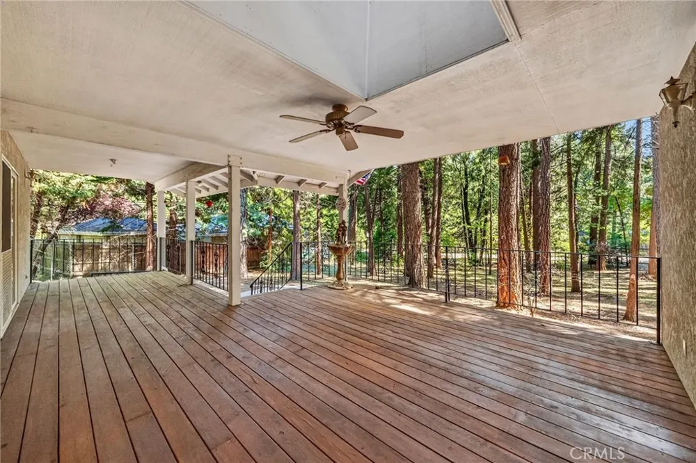 6463 Hollywood Magalia, CA 95954