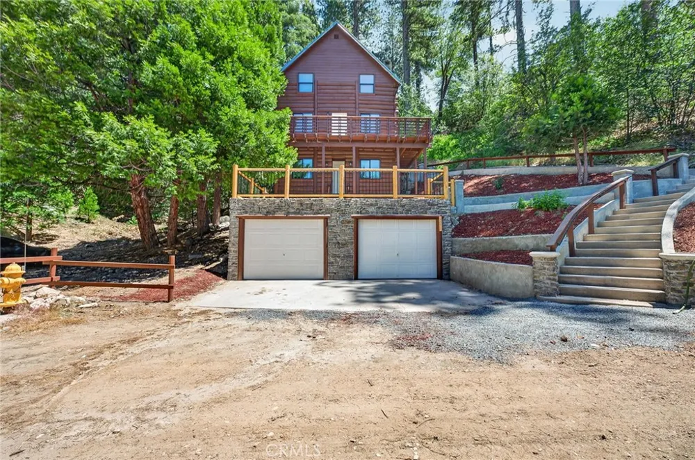 567 Maple Drive Cedar Glen, CA 92321