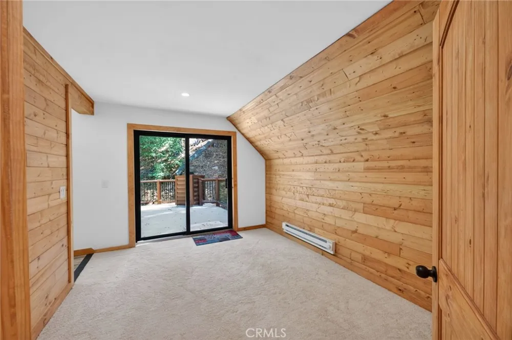 567 Maple Drive Cedar Glen, CA 92321