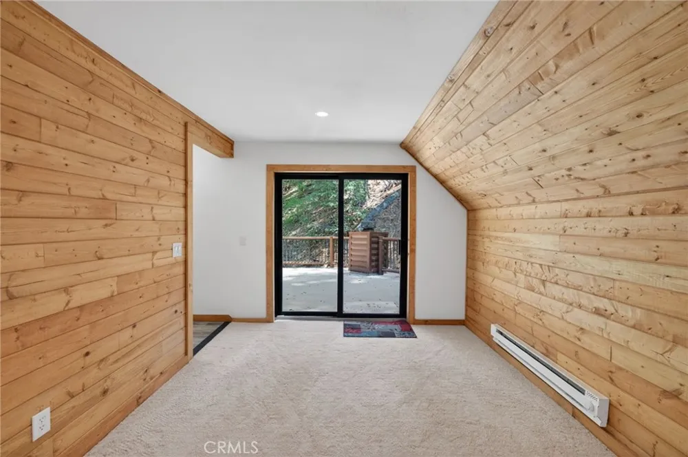 567 Maple Drive Cedar Glen, CA 92321