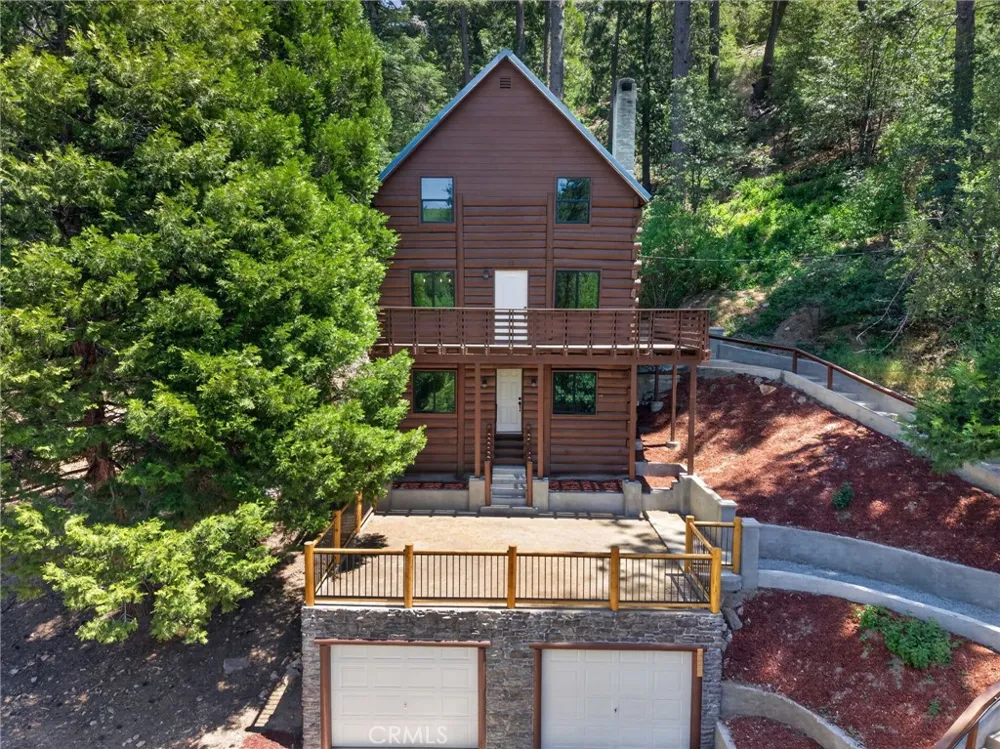 567 Maple Drive Cedar Glen, CA 92321