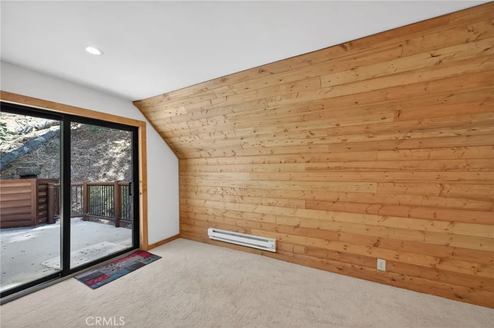567 Maple Drive Cedar Glen, CA 92321