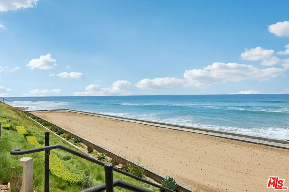 11920 Whitewater Lane Malibu, CA 90265