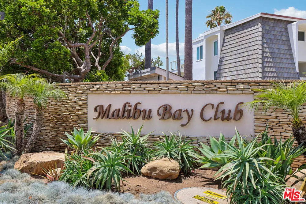 11920 Whitewater Lane Malibu, CA 90265