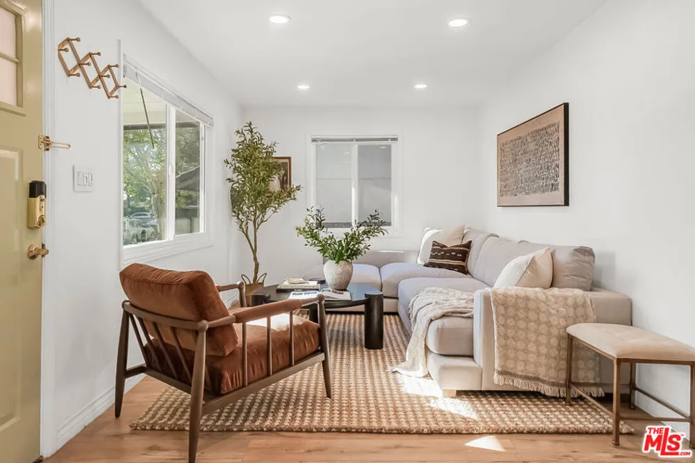 16421 Halldale Avenue Gardena, CA 90247