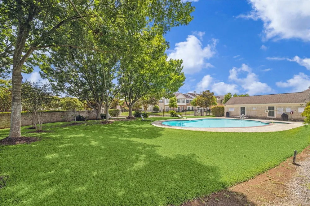 2930 Grants Lake Boulevard #2104 Sugar Land, TX 77479