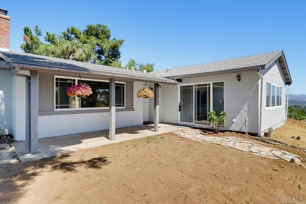 8560 Winter Gardens Boulevard Lakeside, CA 92040